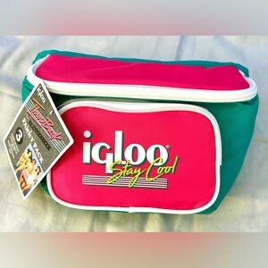Igloo Retro Fanny Pack NWT
